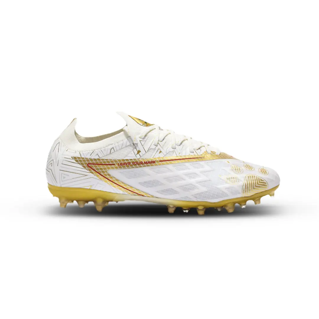 Kelme Momentum 1.5 Elite Pro Men's Soccer Cleats – Ultra-Lightweight High-Speed Football Boots for Grass & Turf, Precision Ball Control, Maximum Traction, & Next-Gen Performance Shoes for Competitive Players (Sizes 4.5 US - 12)