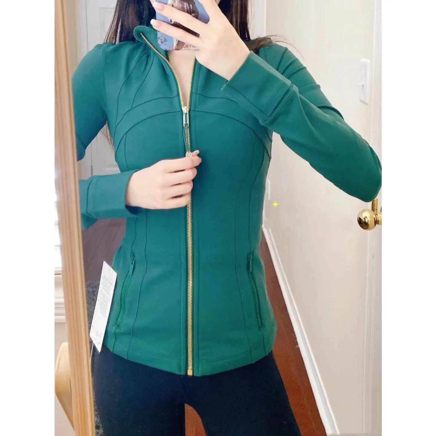 Green gold zipper