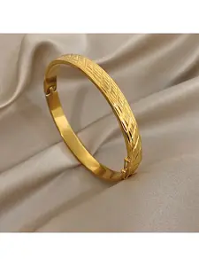 1 pc  fashionable and luxurious new style twill design adjustable clasp 316L stainless steel gold bracelet, daily versatile high-end metal jewelry.