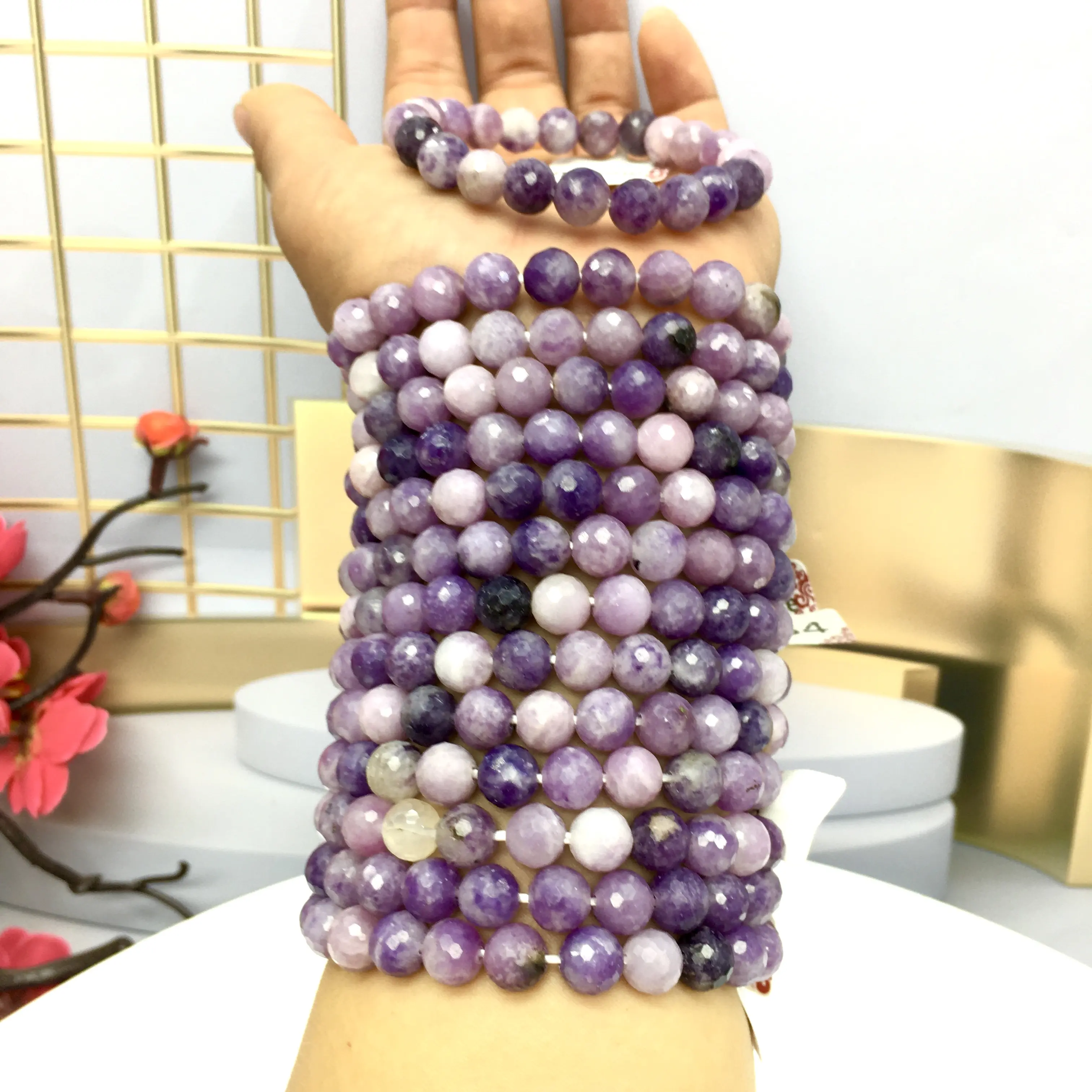 Simple Lepidolite Bracelet with 8mm Round Natural Crystal Beads, Single Strand Stretch Wristband for Men and Women, Casual Wear Jewelry, Adults, About 8Mm