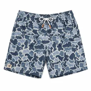 Simply Southern Men’s Shorts Camo Small