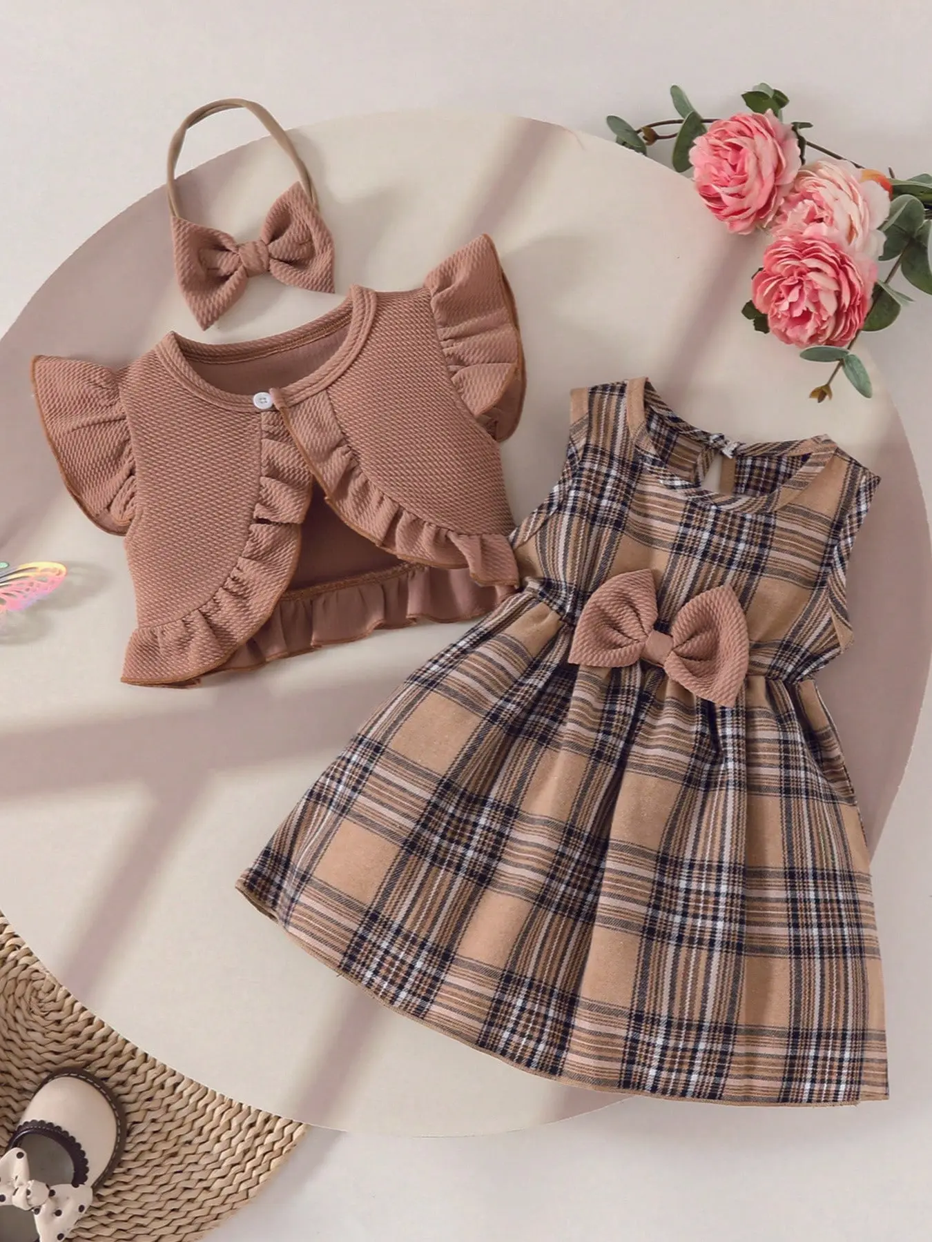 Toddler Girls' 3-Piece Baby Girls Clothing Set - Cute Bowknot Decorated Plaid Dress, Short Ruffle Sleeves, Vest for Spring/Summer
