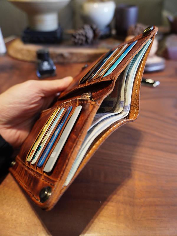Large Capacity Leather Wallet - Handmade Vegetable Tanned | Metal Zipper, Multi Card Slots for Cash/Cards/Change