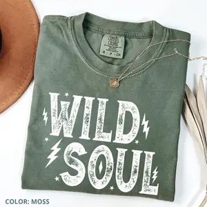 Comfort Colors Wild Soul Tee Western Boho T-shirt, Hippie Cowgirl Tee, Vintage Inspired T-shirt, Casual Streetwear, Oversized Women T-Shirt