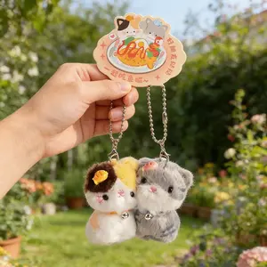 Mini Cute Animal Magnetic Cat Plush Keychain, Adorable Small Hanging Decoration, Perfect Gift, Soft and Cuddly Accessory