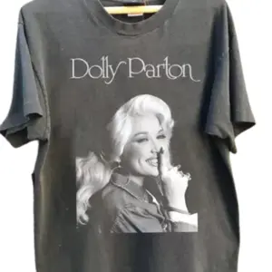 Dolly Parton T-shirt, Dolly Parton Shirt, Vintage graphic TShirt, gift for fan