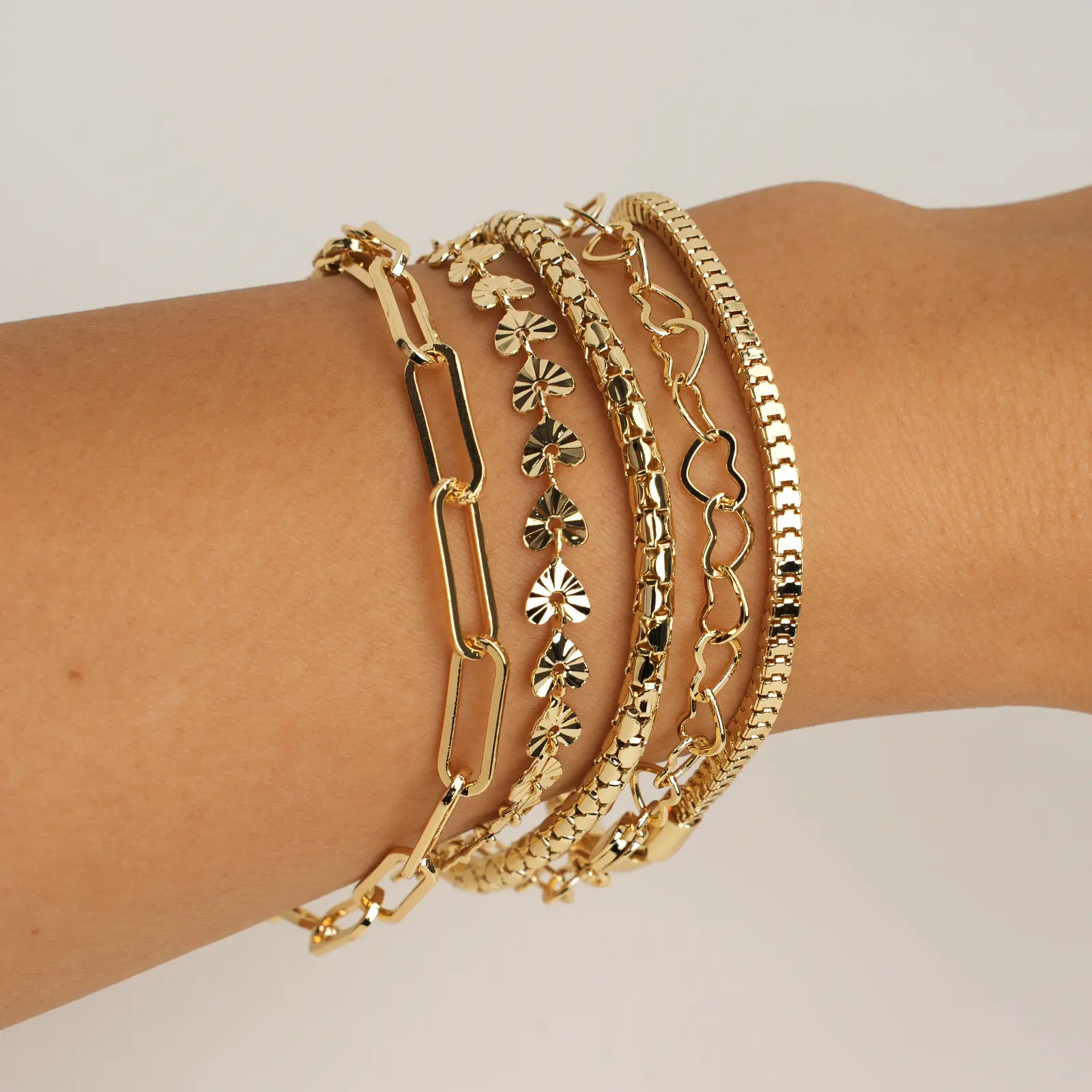 MEIITRUE She Love it Steadfast, Her First Waterproof Stackable Bracelets Set Classic Design Link Chain Paperclip 14K Gold Plated Fashion Accessories With Gift Box Perfect Matching Special Moment For Her