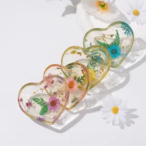 Small Heart Floral Resin Trinket Dish Tray,Real Flowers and Gold Leaf,Bedroom Nightstand Decor,Jewelry Storage,Spring Gifts