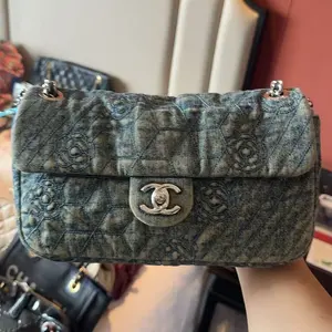Pre-owned CHANEL france Crossbody Bags H1 Distressed Blue Denim CF Chain Bag XBG06017004