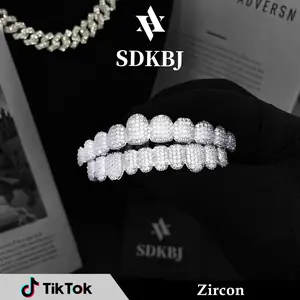 SDKBJ Hip Hop Unisex Cubic Zirconia Diamond & Sparkly Moissanite Grillz Jewelry, Non-Custom Fit Silicone Teeth Caps for Party, Nightclub & Cosplay, Hypoallergenic, Do Not Use Fixing Bar Above 180°F (82°C)