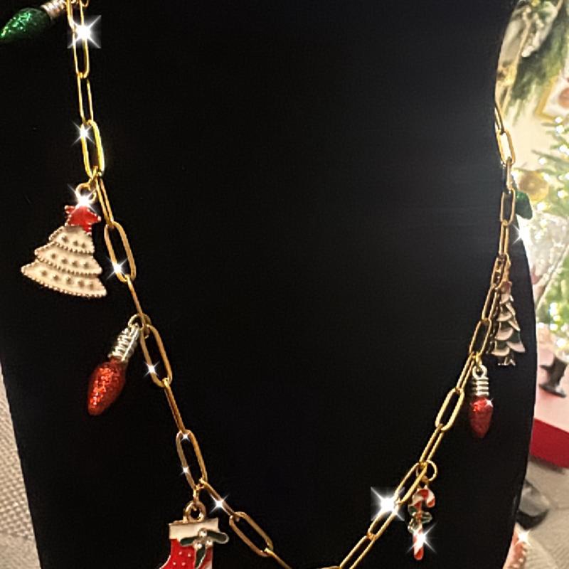 Adorable Penguin Holiday Themed Charm Necklaces for Women customized jewelry christmas gift necklace Enamel advent