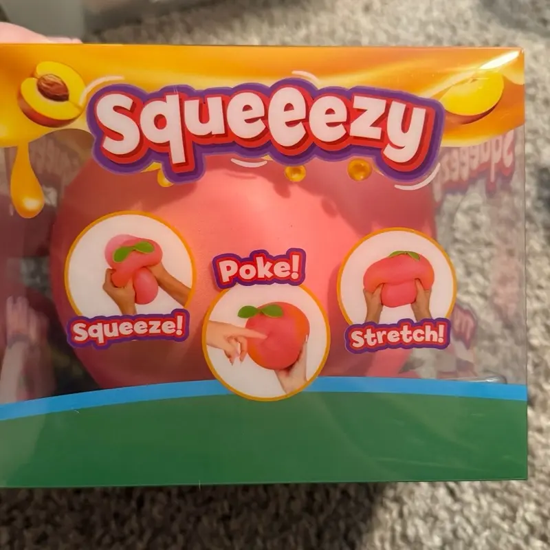 Jumbo Squeeezy Peach food squishies