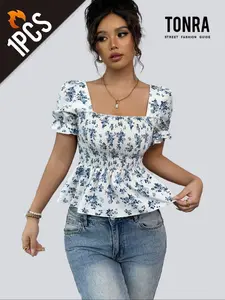 Women's Floral Graphic Tee Short Sleeve Low Neck Slim Fit Casual Top, Fitted Design for Everyday Wear, Perfect for Spring & Fall, Womenswear