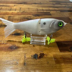 Apex glide baits 7’ slow sinking big belly Shad