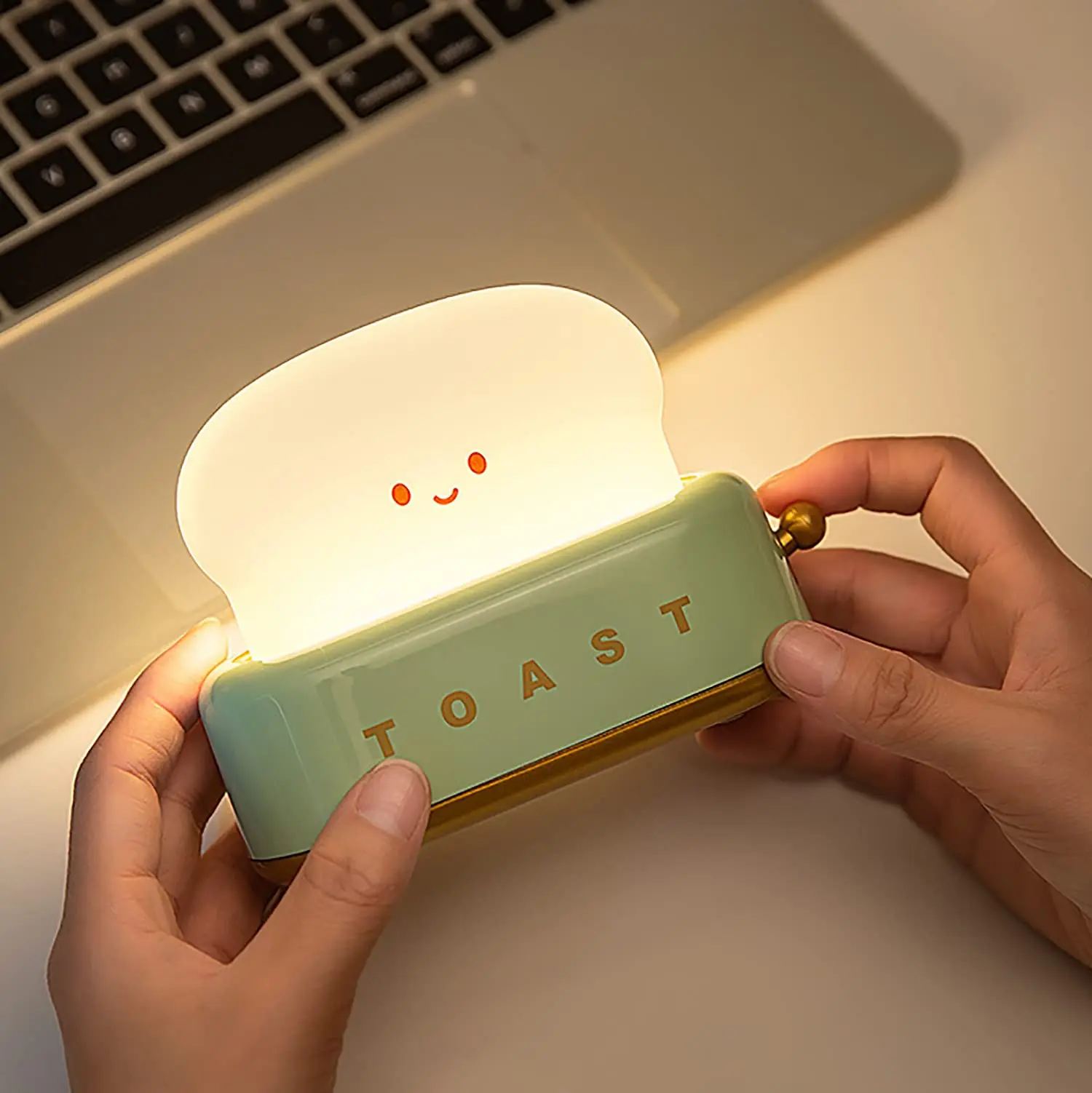 Led Cute Toaster Lamp, LED Toast Bread Night Light, Super Squishy Silicone USB Rechargeable and Portable Light with Timer, Xmas Ideal Gifts for Baby Kids Girls Teens
