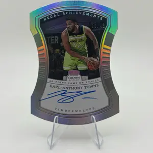 2022-23 Panini Crown Royale Karl Anthony Towns Regal Achievements Auto 18/49