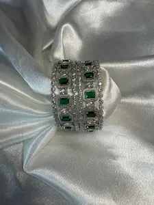 Statement Oval AD Bangles Set