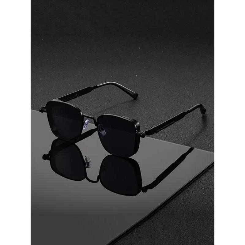 Men’s Vintage Rectangular Metal Frame Glasses Non Prescription Fashion Eyeglasses Lightweight Flexible Hinges Aesthetic Optical Frames for Business Wedding Formal Outfit Daily Styling Accessories