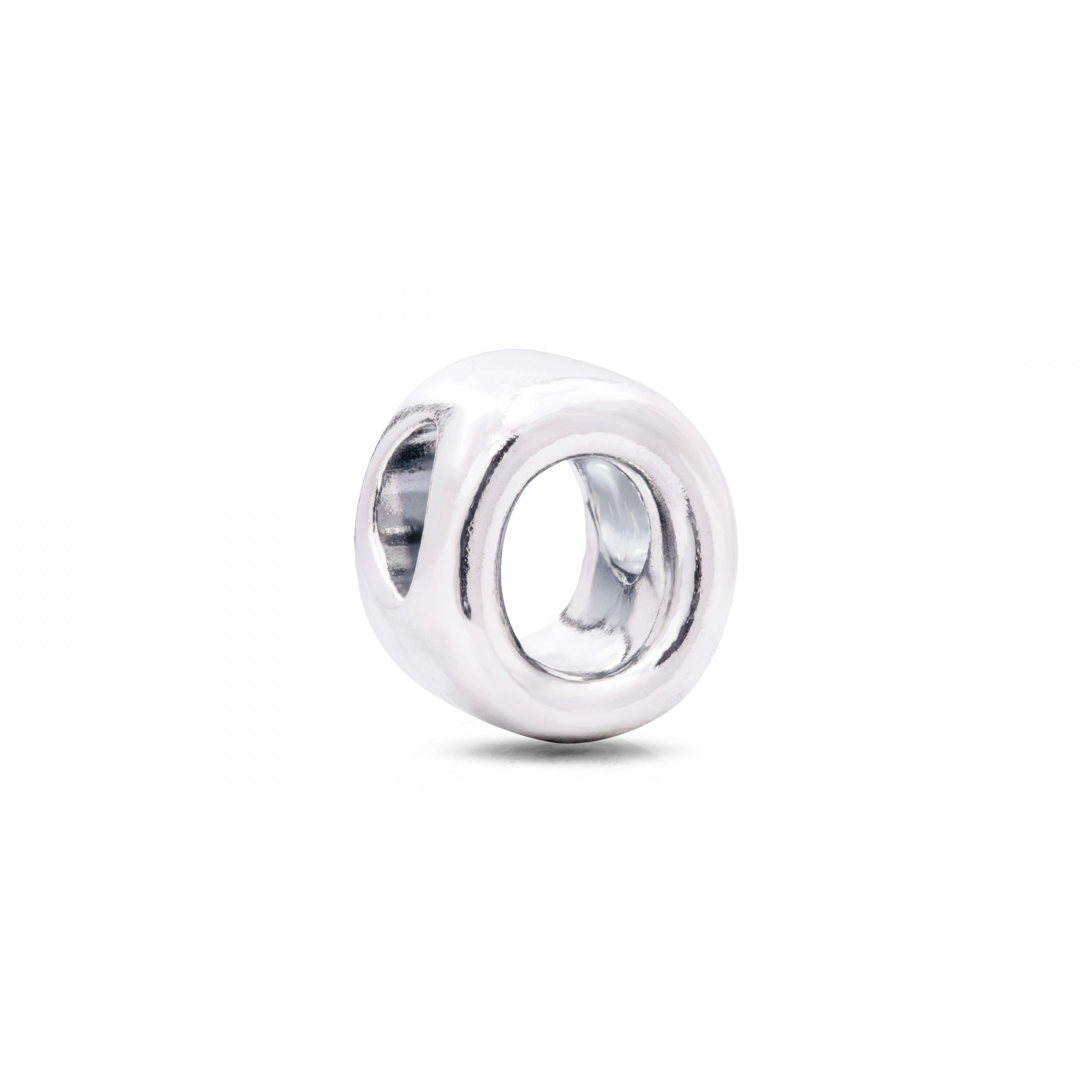 PANDORA Sterling Silver Letter O Initial Charm, Unisex Heart Pattern Alphabet Jewelry for Bracelet Styling - 797469, Personalized, Single Charm, 925 Charms & Pendants