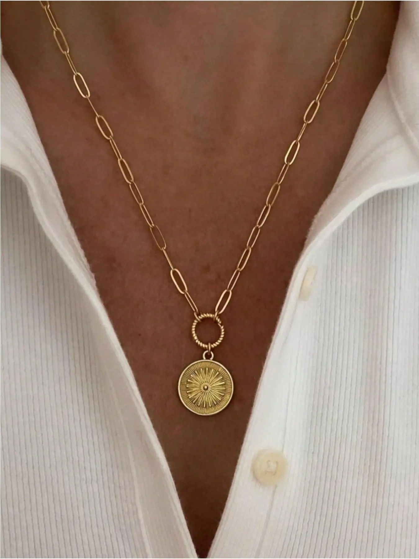 Boho Sunburst Medallion Necklace | Golden Paperclip Chain | Perfect Gift for Her，Alloy Pendant Necklace, Alloy material  Necklace, Jewelry Gift for Her Mother's Day, Anniversary Gift Gift From A Best Friend