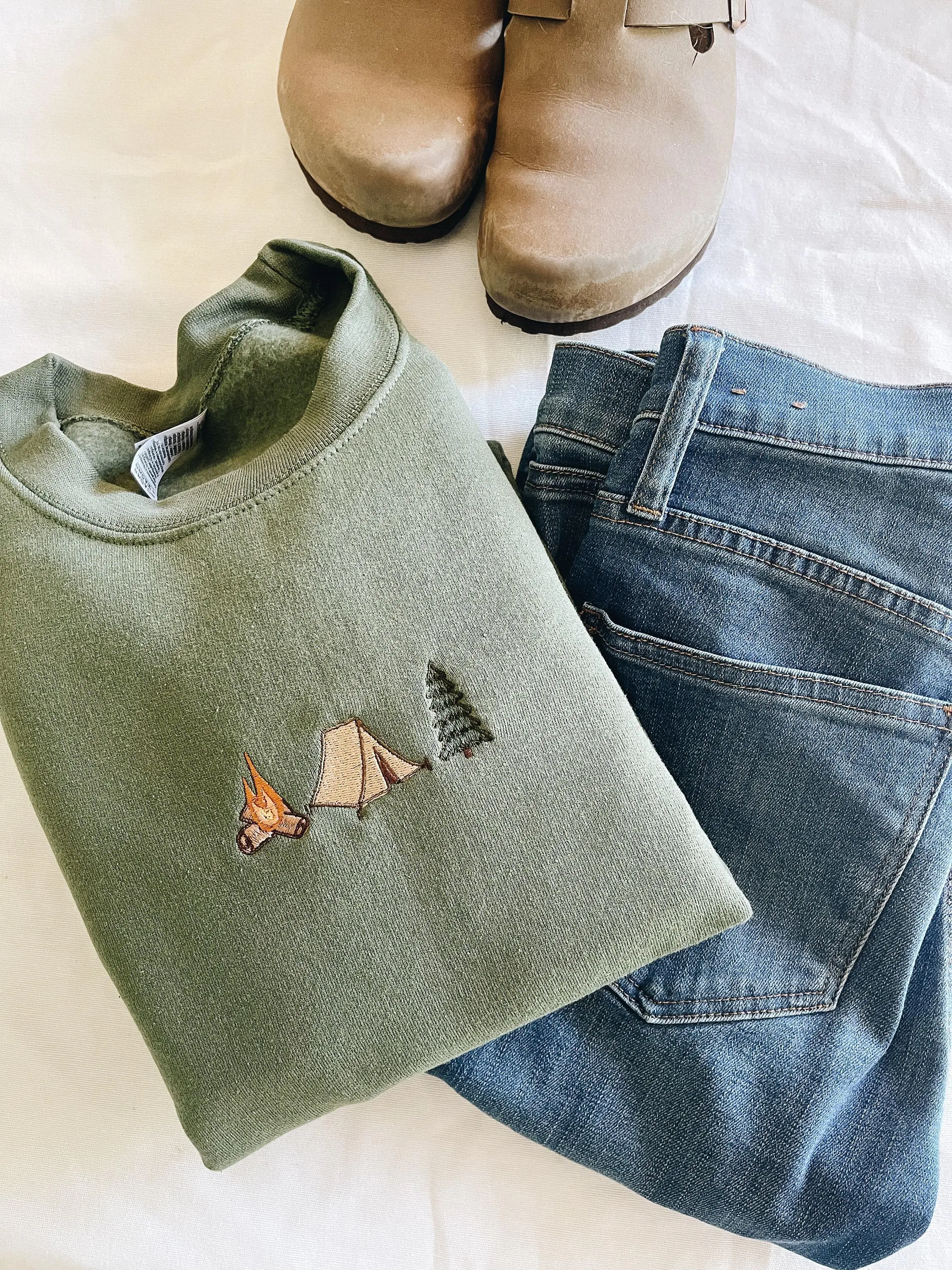 Camping Trio Embroidered Crewneck Sweaters Womenswear