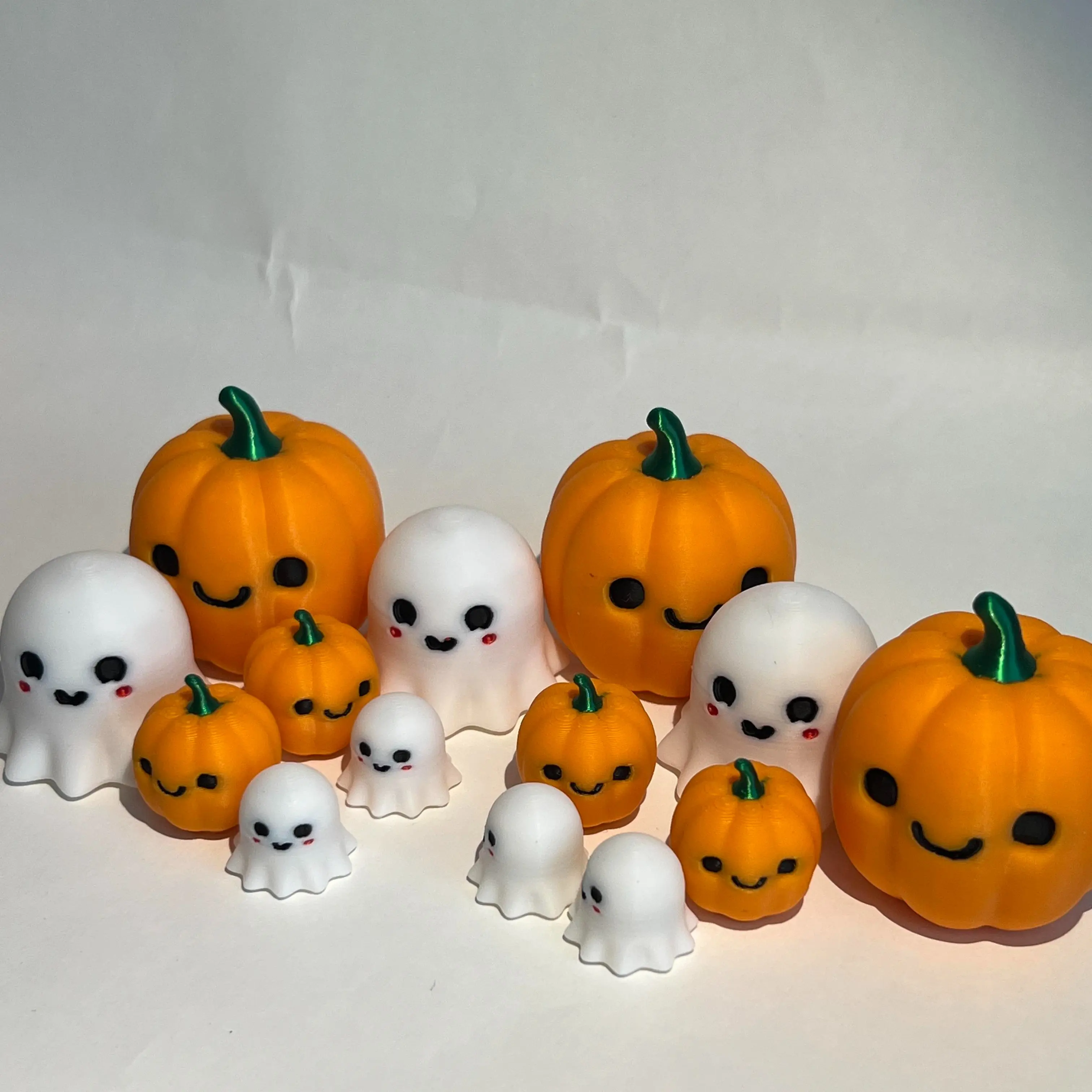 Cute Mini 3D Printed Ghost and Pumpkin Halloween Figurine Packs