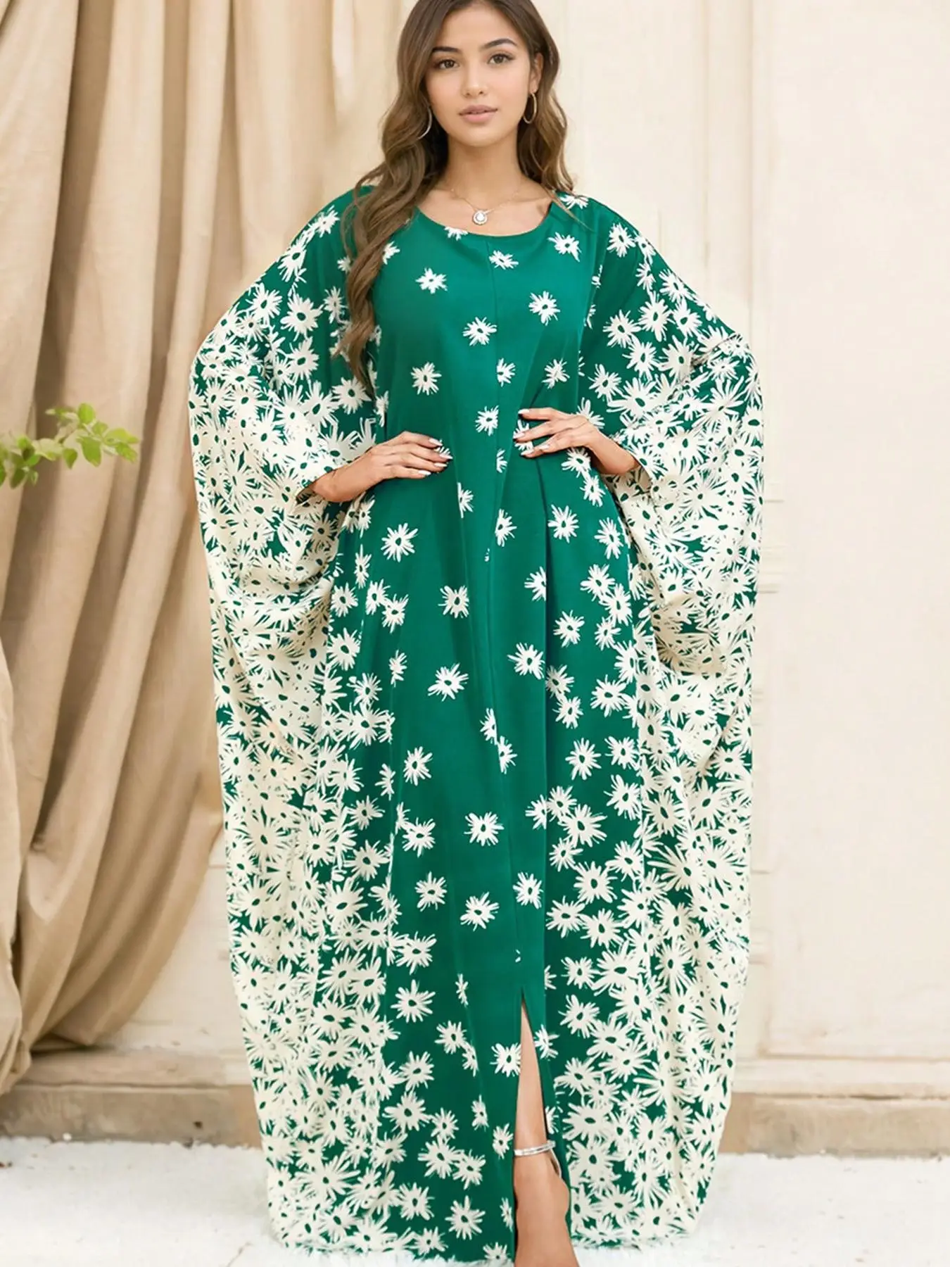 Women's Ditsy Floral Print Batwing Sleeve Split Hem Kaftan Dress, Elegant Long Sleeve Round Neck Maxi Muslim Dress, Ladies Islamic Clothing for All Se