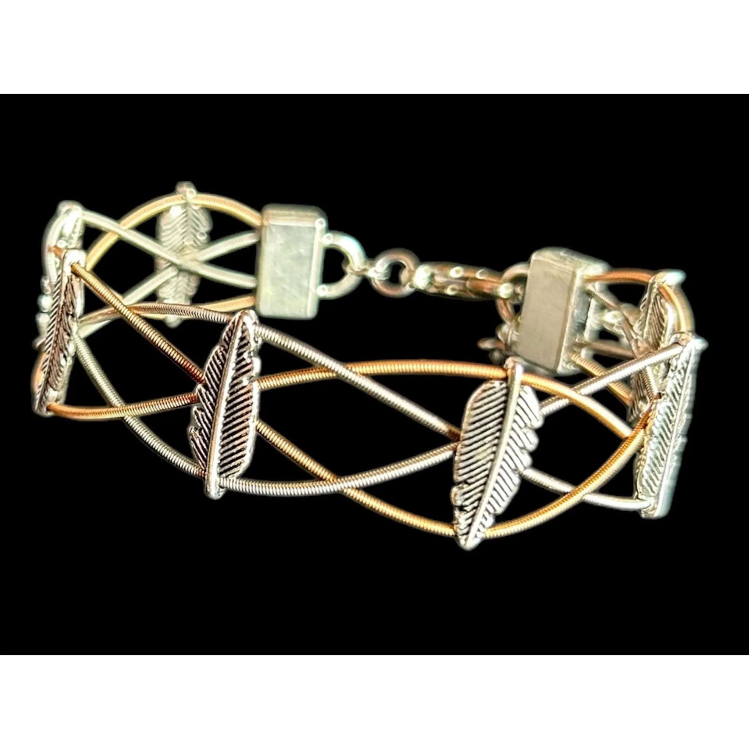 Feather In The Wind - * Guitar String / Bohemian / Western / Handcrafted / Bracelet / Music / Unique / Gift / Jewelry