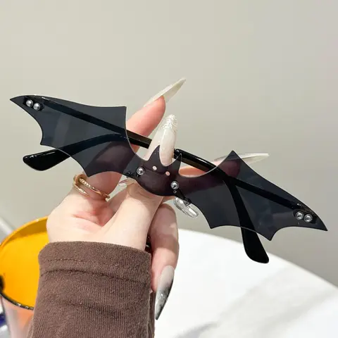 Bat Design Sunglasses, New Fashion Creative Sunglasses for Women & Men, Fashion Accessories for Party, Party Accessory, Daily Clothing Decor, Perfect for Student for Gift, Party Event Props