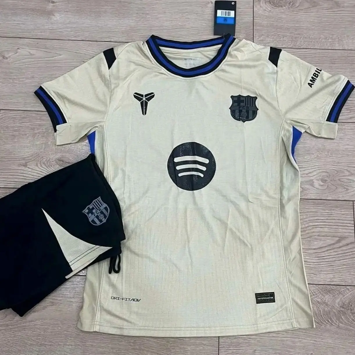 Barcelona 25/26 Cream Away Kit, Soccer Jersey and Shorts Set D