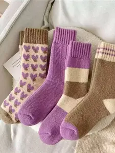 Women's Winter Warm Thickening Mid-Calf Socks, Cute Textured Socks, 4 Pairs Anti-Freezing Thermal Stockings, Comfortable & Cozy Footwear for Cold Weather