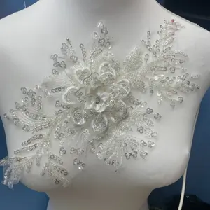 Clothing Accessories, Embroidery Flowers, Handmade Glass Beads, Lace Floral Decorations, Embroidered Lace Trim, DIY Materials for Dresses and Wedding Gowns
