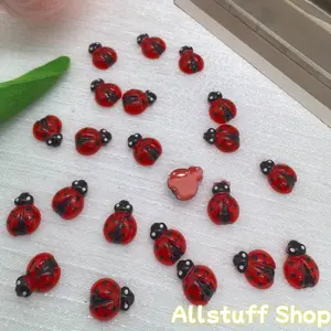 A Set of 100 Small Glowing Ladybugs Made of Resin, Perfect for Decoration, Jewelry Crafting, Resin Projects, And Nail Art (They Need Ample Sunlight to Shine)