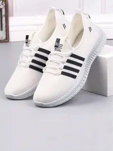 Men's casual sports shoes, lightweight wrapped in breathable material, classic striped contrasting design simple and fashionable, versatile color matching for daily use, styles that fit the foot shape, preferred for daily commuting and campus wear