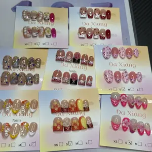 Mina(9179)gc.2$ per piece of press-on nails. Free shipping on orders of 30$