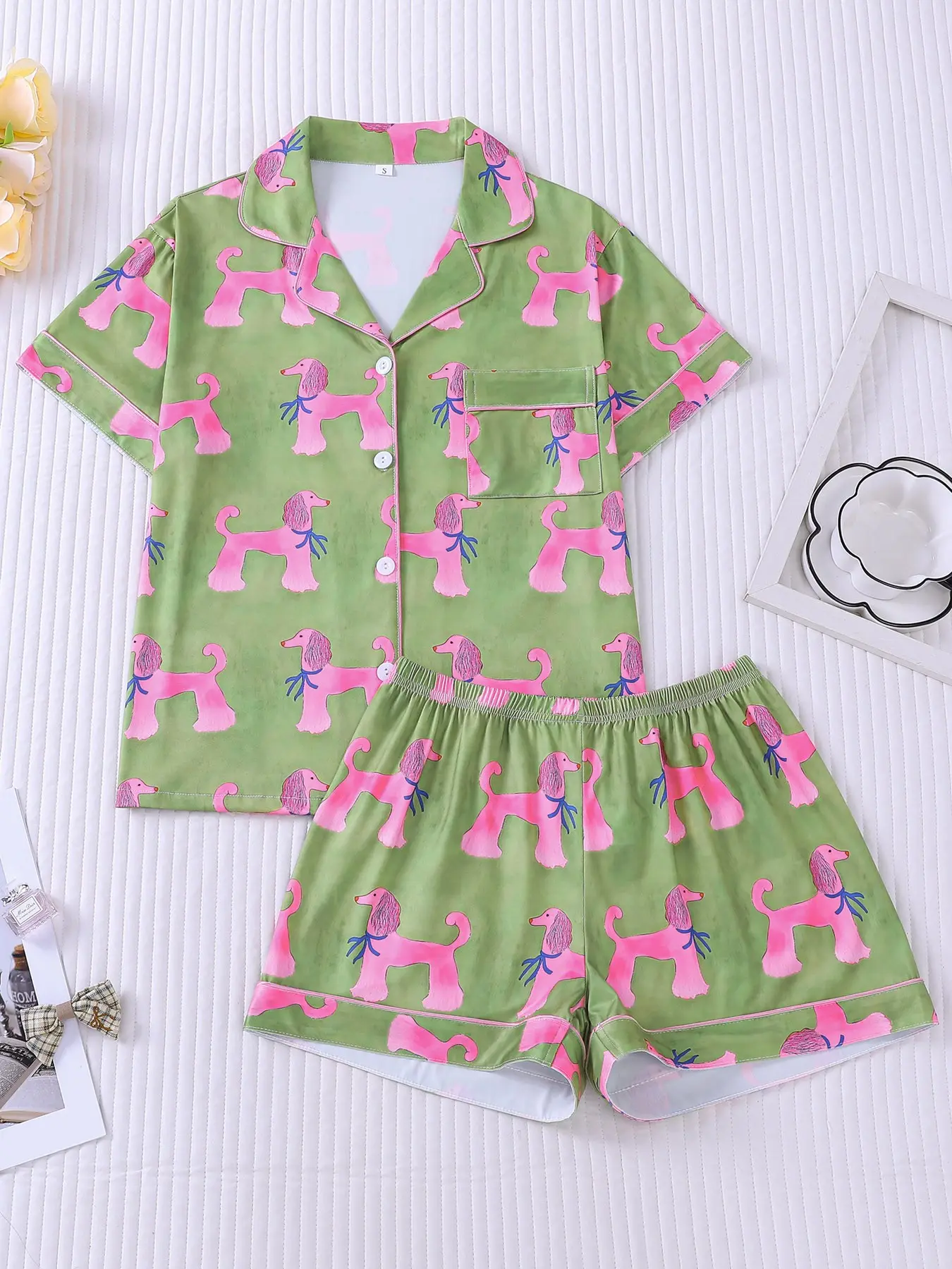 Women's 2-Piece Green & Pink Poodle Print Pajama Set, Cute & Preppy Loungewear with Pink Piping, Short Sleeve Lapel Top with Small Pocket & Elastic Waist Shorts, Soft Comfy All-Season Casual Sleepwear for Ladies Womenswear, Casual Pajama Sets Pjs