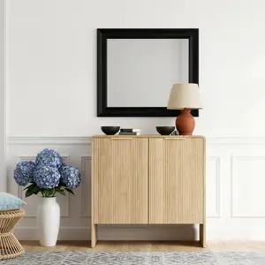Buffet Cabinet with Storage,Accent Sideboard with Adjustable Shelves, 31.5" Fluted Console Table,Kitchen Cabinet Modern Credenza for Entryway,Living Room,Dining Room,Kitchen (Natural Oak)