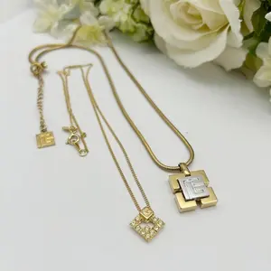Pre-owned Givenchy As Shown Shoulder Bags Vintage G Logo Pendant Necklaces Lot of 2 gi5804gg