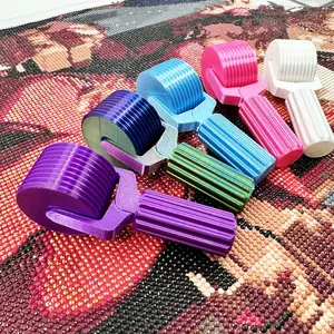 Multi-color diamond painting roller tool; ergonomichandle; smooth surface DlY craft kit 10.5x3.7x4