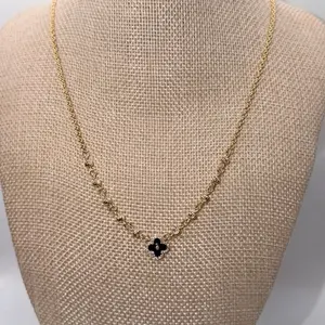 Cadena Flor – Baño de Oro 14k talla 22