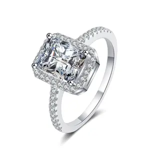 925 Sterling Silver Synthetic Moissanite Ring 925 Sterling Silver Synthetic Moissanite Ring