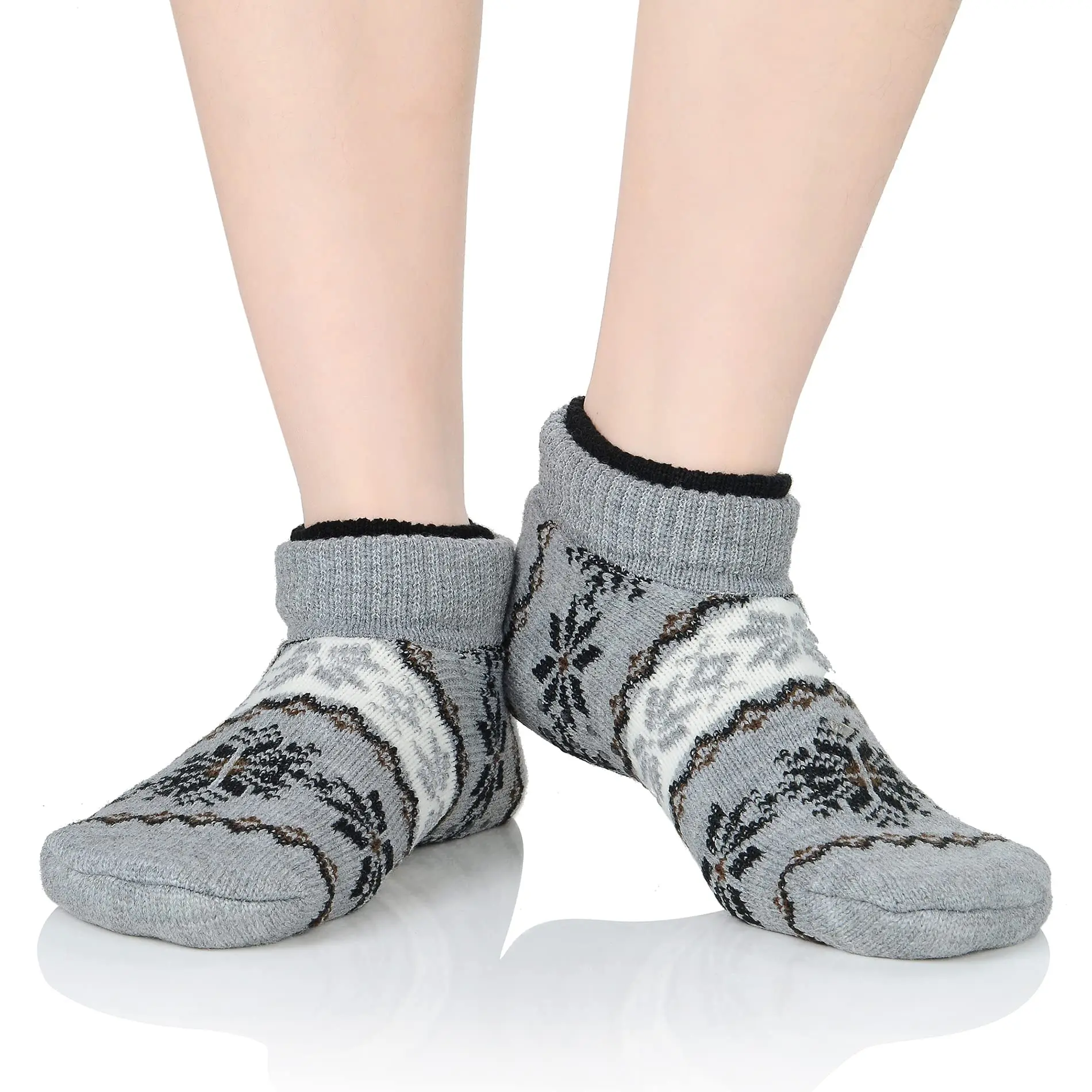 Slipper Socks for Women Non Slip Christmas Socks Comfy Warm Winter Grippy Socks with Grippers