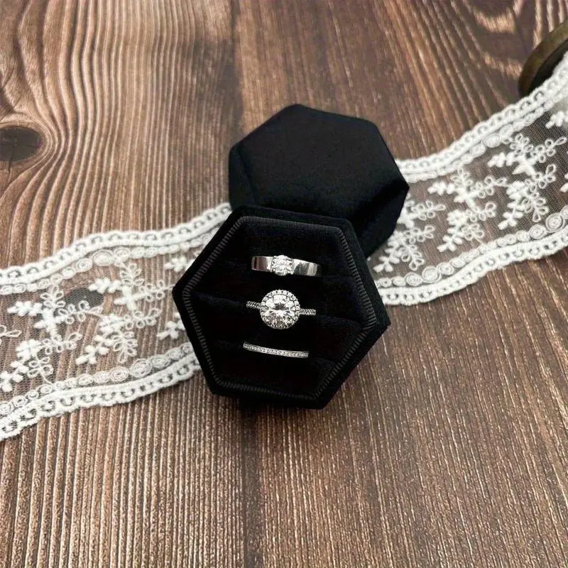 Hexagon Shaped Ring Box, 1 Count Velvet Premium Bridal Wedding Ring Bearer Box, Handmade Vintage Three Rings Holder for Proposal Engagement Ceremony Photography