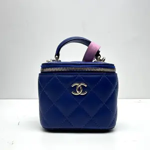 Pre-owned CHANEL Calfskin Crossbody Bags Vanity Case With Chain Mini Quilted Top Handle Blue