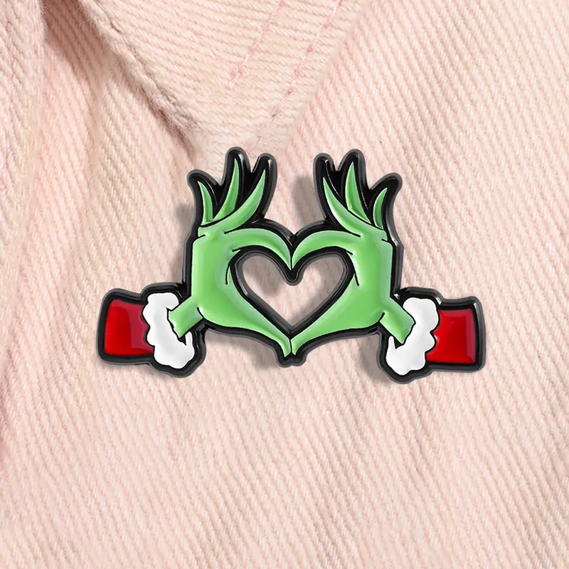 The Grinch Enamel Pin Green Monster Heart Hands Christmas Metal Brooch Lapel Backpack Badge Fashion Jewelry Accessories Gift for Friends Durable Metal Pins Alloy Brooch Pin Fashion Accessory