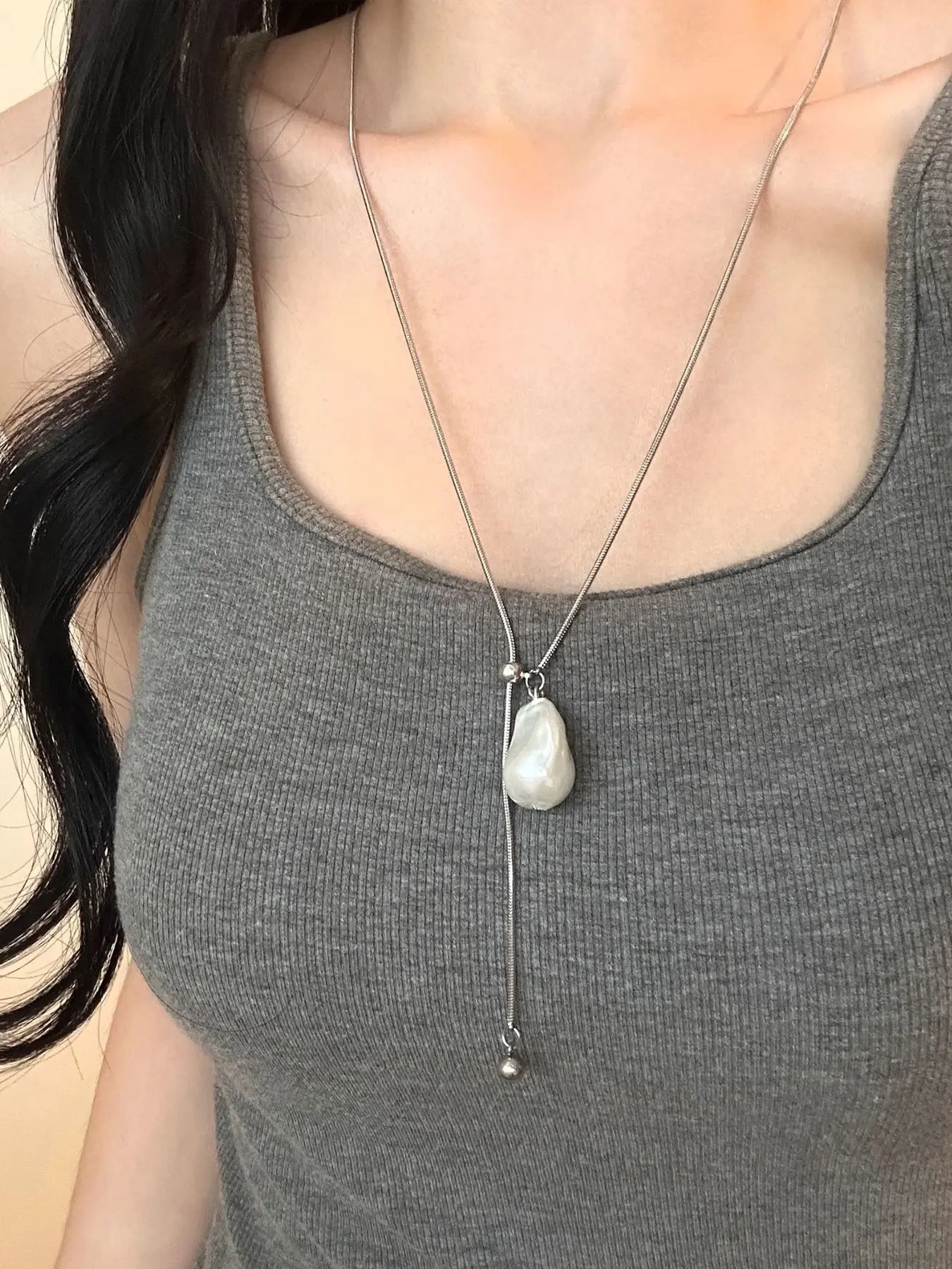 Vintage Y-Shape Baroque Pearl Accessory Necklace, Elegant Alloy Pendant Jewelry, Unique Gift for Women, Suitable for All Occasions