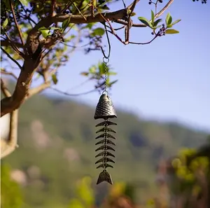 Fish Bone Wind Chime, Vintage Cast Iron Skeleton Fish Wind Chimes, Soothing Melody Outdoor Hanging Decor for Garden, Porch, Yard, Patio, Rustic Home Decoration