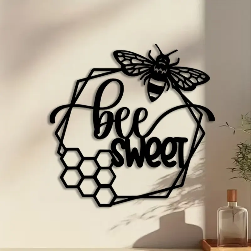 1pc Honeycomb Metal Wall Art, Honeycomb Statue Mural, Perfect for Kitchen Wall, Mother's Day Decor, Ideal Gift for Nature Lovers, Anti-Corrosion Metal