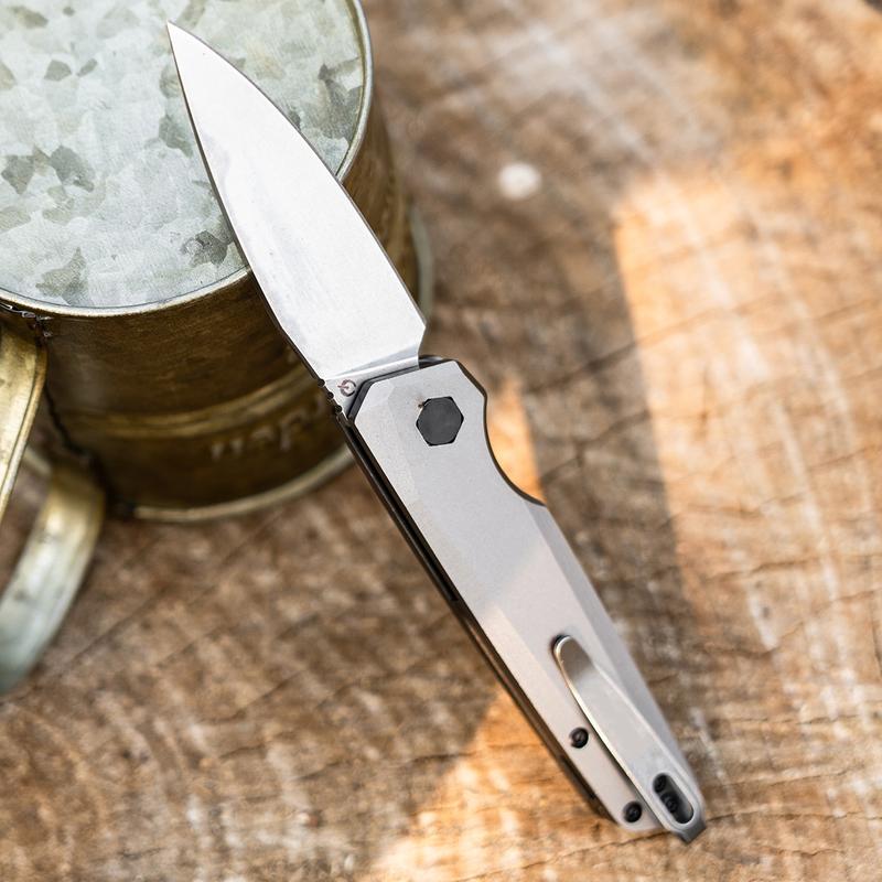 EDC Outdoor Folding Knife Camping Sharp Folding Knife Portable Survival Knife Outdoor Camping Knife