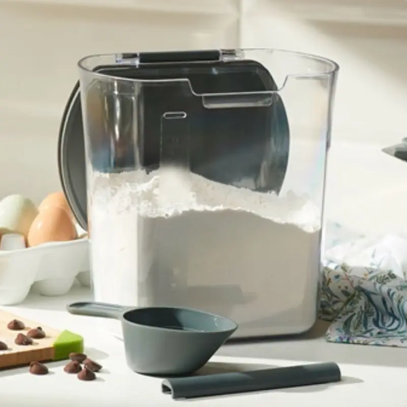 Recipiente hermético de 4qt de Princess House
